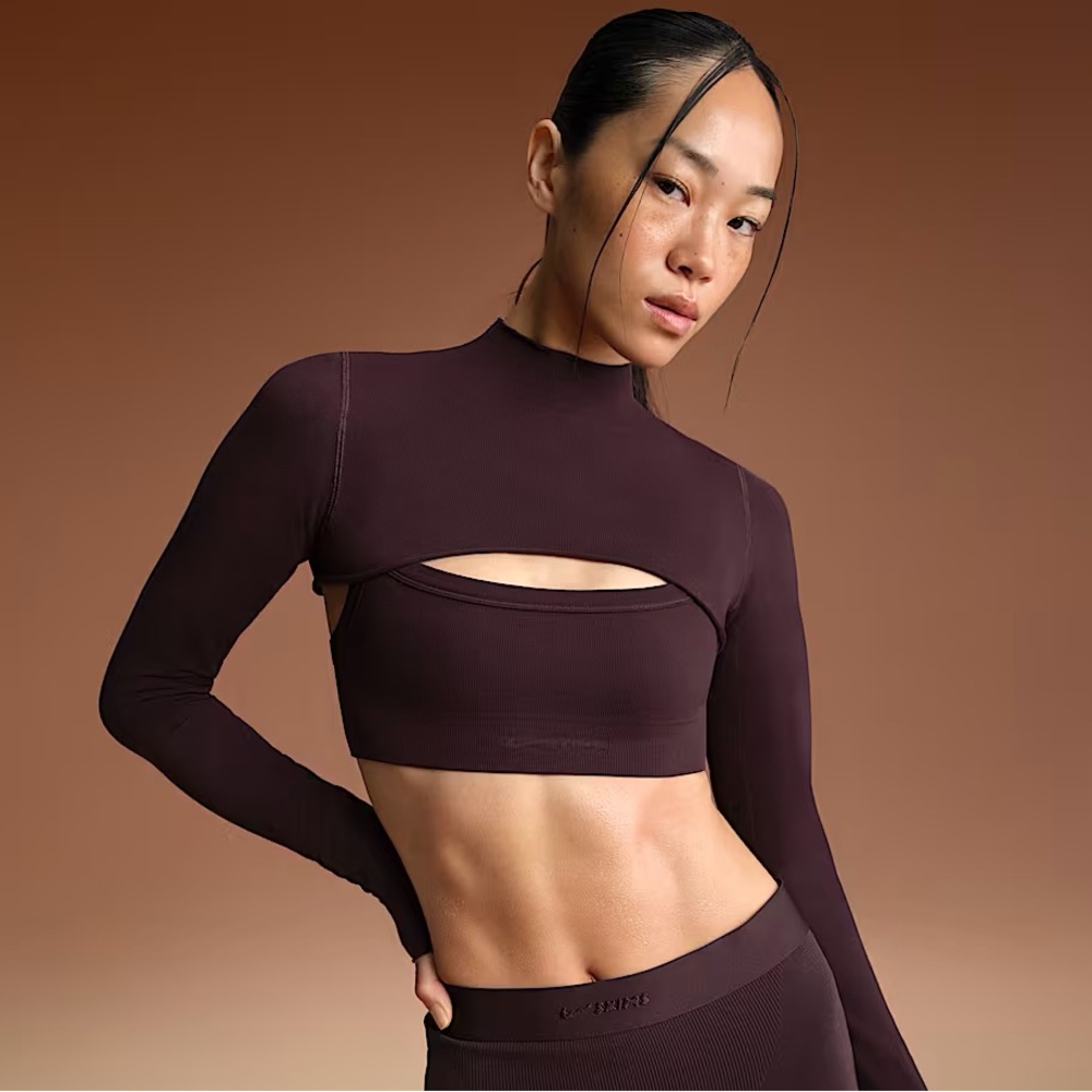 🚫SOLD🚫NWT NikeSKIMS Vintage Seamless Women's Long-Sleeve Shrug - Currant - Small